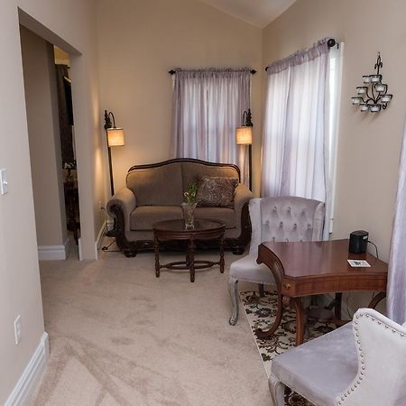 Dennison Street Inn, B & B Colonial Beach Bagian luar foto
