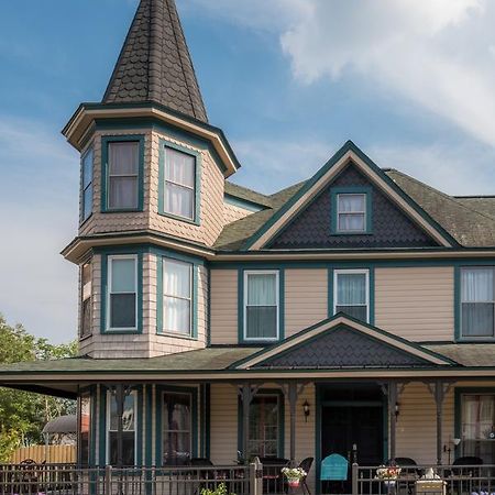 Dennison Street Inn, B & B Colonial Beach Bagian luar foto