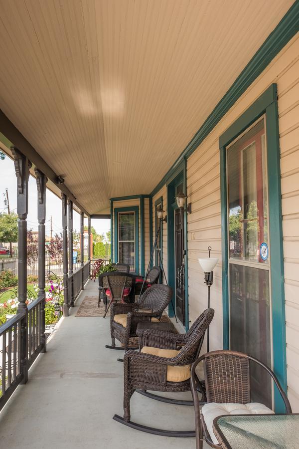 Dennison Street Inn, B & B Colonial Beach Bagian luar foto
