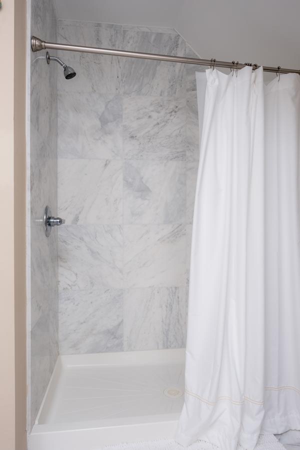 Dennison Street Inn, B & B Colonial Beach Bagian luar foto
