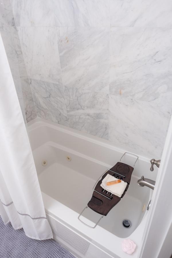Dennison Street Inn, B & B Colonial Beach Bagian luar foto